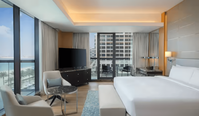 Deluxe One Bedroom Suite with Sea View